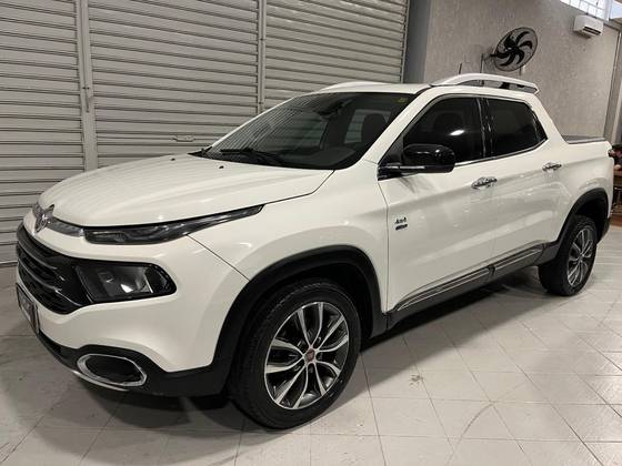 FIAT TORO 2.0 16V TURBO DIESEL VOLCANO 4WD AT9